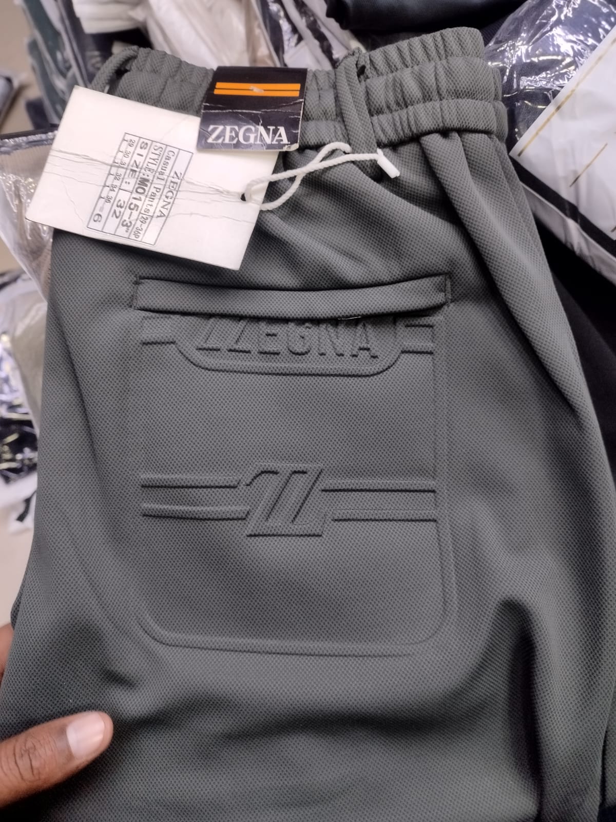 Jeans ZZEGNA TRACK: Power, Precision, and Performance in Every Step